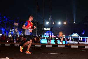 BIB: 2669
                            <button type="button" onclick="openModal(15063730)" class="btn btn-primary btn-sm float-right btn-popup" data-toggle="modal" data-target=".modal-high-quality">
                        <i class="fas fa-shopping-cart"></i> Add to Cart
                    </button>
                                            <button type="button" onclick="isThisMe(15063730, true)" class="btn btn-success btn-sm float-right btn-popup btn-isme hidden" data-toggle="tooltip" data-placement="bottom" title="นี่คือรูปของคุณใช่ไหม คลิกที่นี่เพื่อเอาเข้าอัลบั้ม">
                        <i class="fas fa-plus"></i> Add to album
                    </button>
                    <button type="button" onclick="isThisMe(15063730, false)" class="btn btn-warning btn-sm float-right btn-popup btn-isnotme hidden">
                        <i class="fas fa-ban"></i> Remove from album
                    </button>